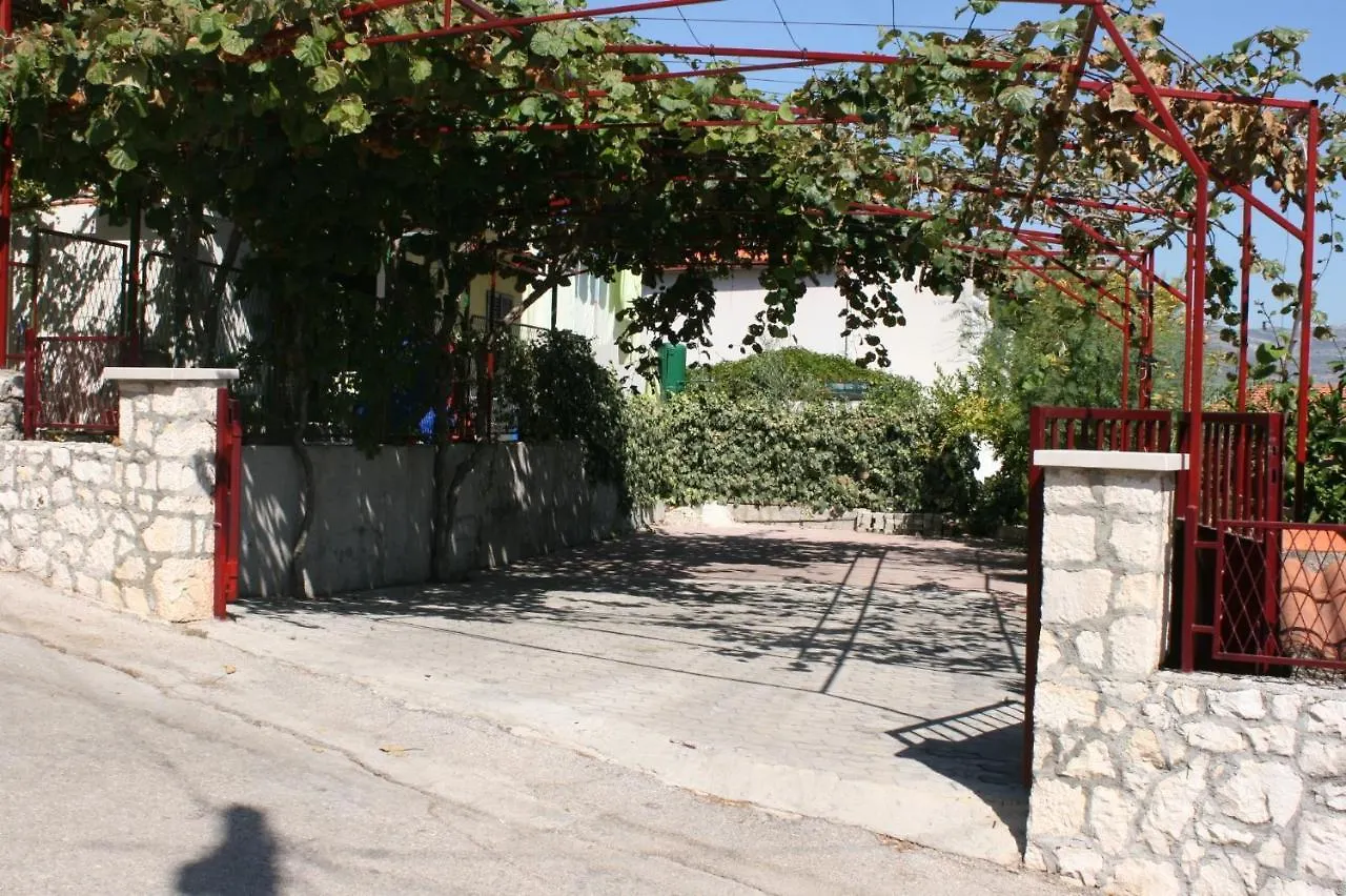 Apartments By The Sea Slatine, Ciovo - 9709 Trogir